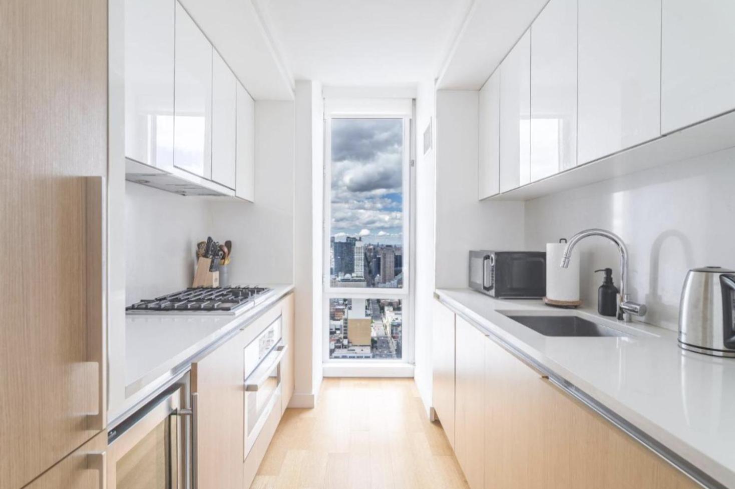 Super Stunning Views With Amazing 2 Beds 1,5 Bath Apartment New York Exterior photo